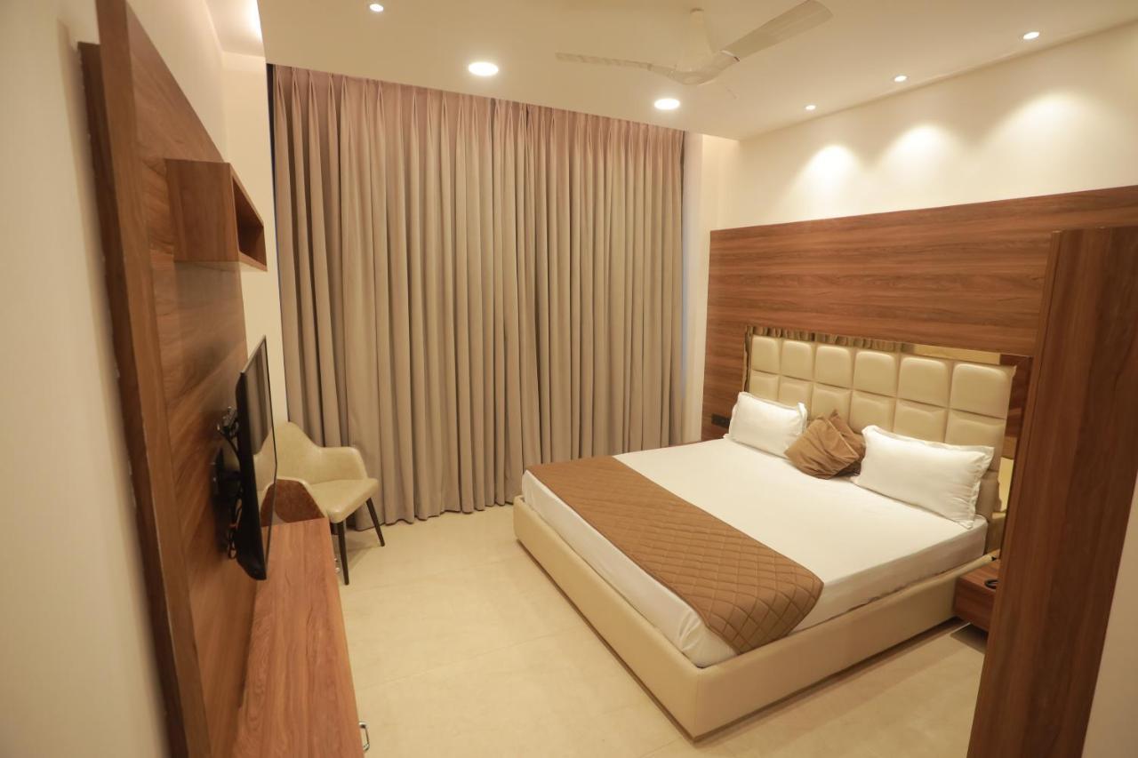 Ovel Hotel Лудхиана Номер фото